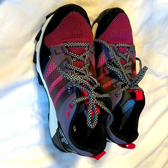 adidas | Shoes | Womens Adidas Traxion Size 8 Running Kanadia Tr7 Pink  Purple Black White Euc | Poshmark